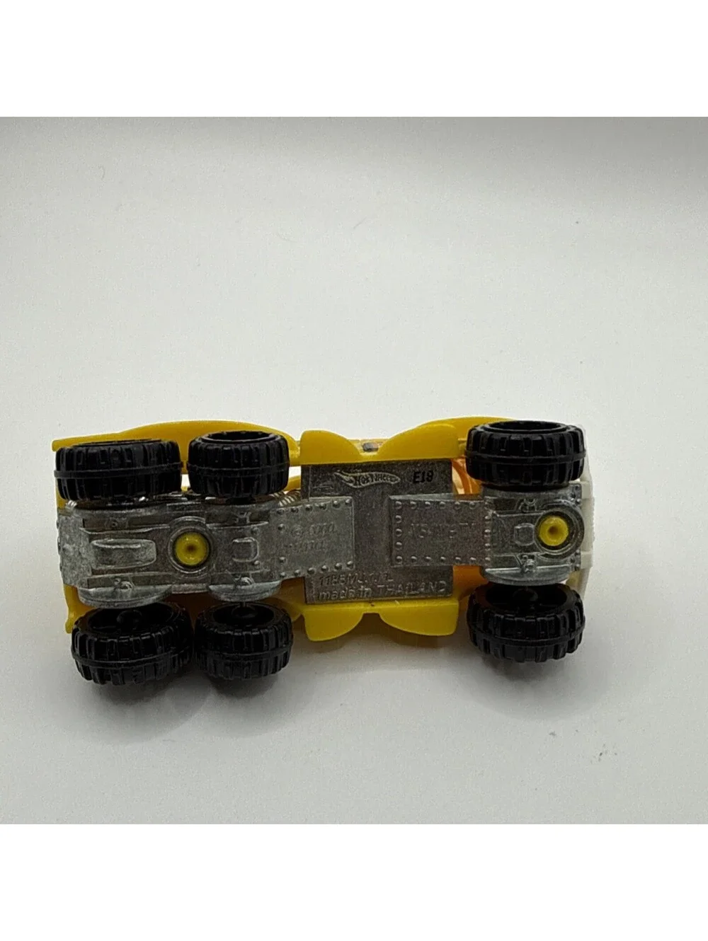 Vintage 2000 Hot Wheels - XS-IVE - Yellow Fuel Rally